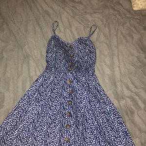 Button dress only worn once